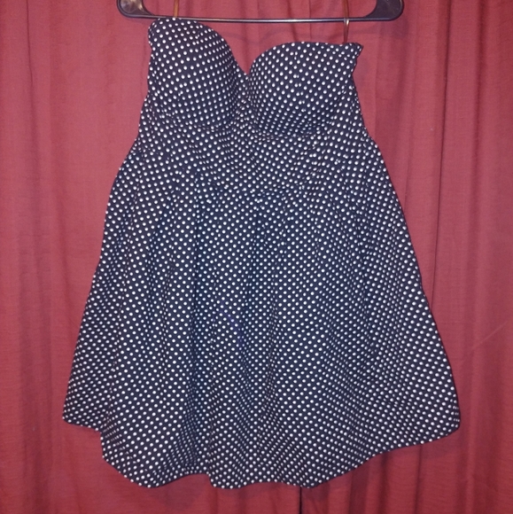 No Boundaries Tops - Tube top style top, black with white polka dots